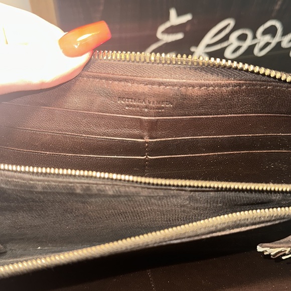 Bottega Veneta Brown Zip Around Long Wallet - Picture 4 of 5